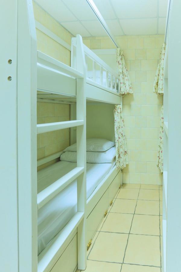 Hostel N1 Domオデッサ エクステリア 写真